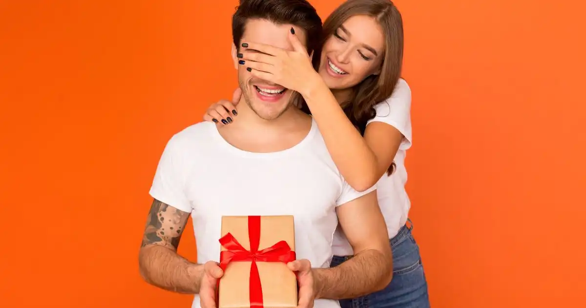 Top 5 Romantic Gift Ideas For your Husband